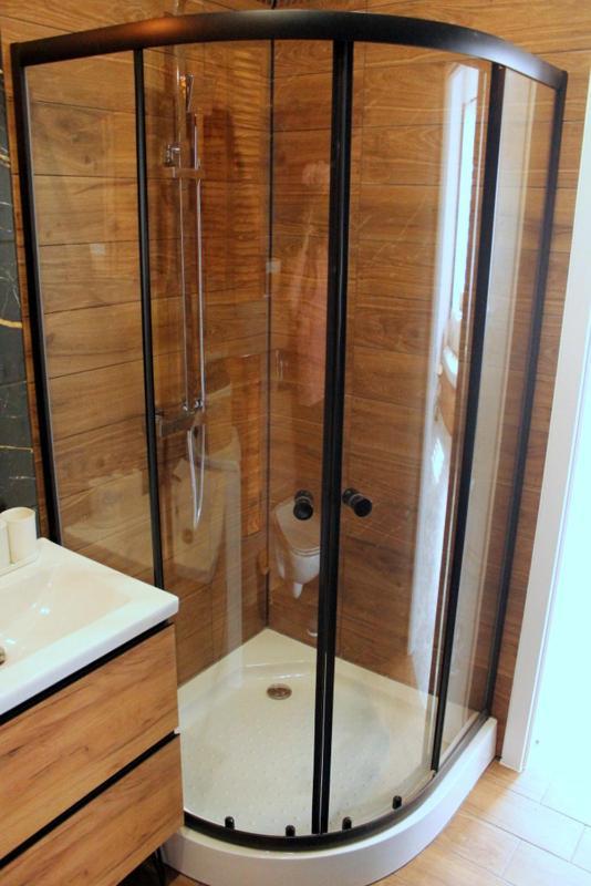 Apartament Z Historia เยเลเนียกูรา ภายนอก รูปภาพ