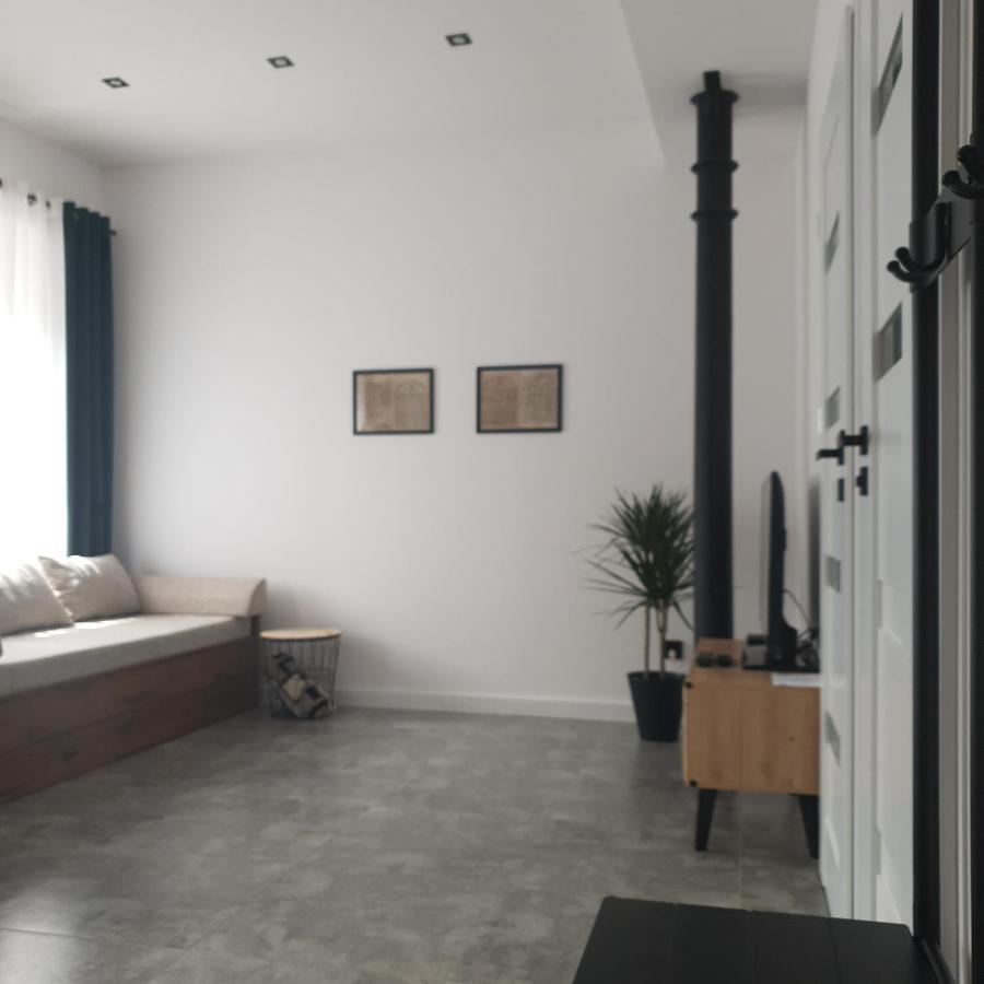 Apartament Z Historia เยเลเนียกูรา ภายนอก รูปภาพ